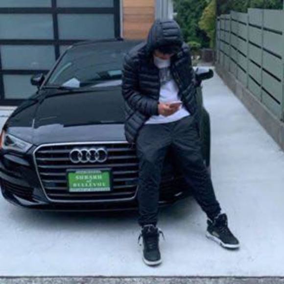 Meet your Posher, Jonathan - Picture 1 of 1